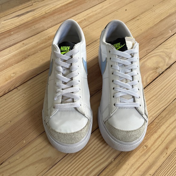 Nike Blazer Low Platform Sneakers White Blue FJ0738-100 Casual Shoes Women's 7.5 - Picture 2 of 9